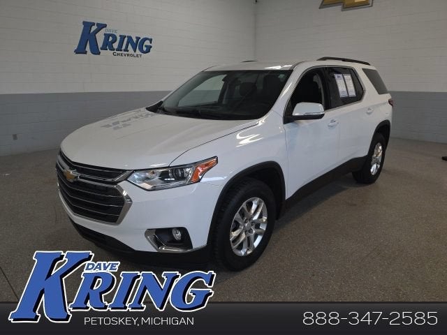 2021 Chevrolet Traverse LT Cloth in Summit White — front three-quarter view