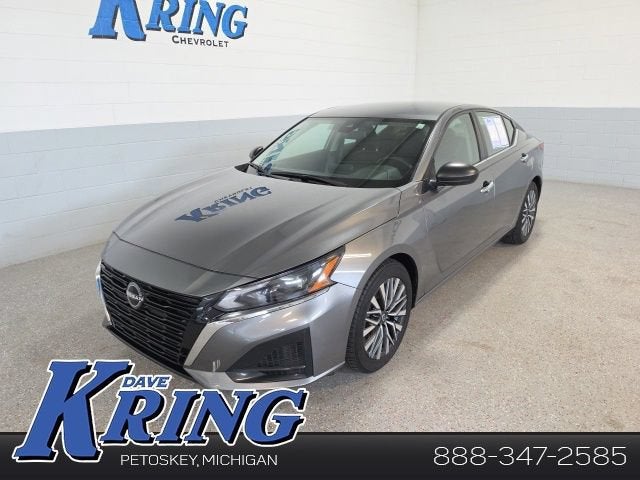 2024 Nissan Altima 2.5 SV in Gray — front three-quarter view