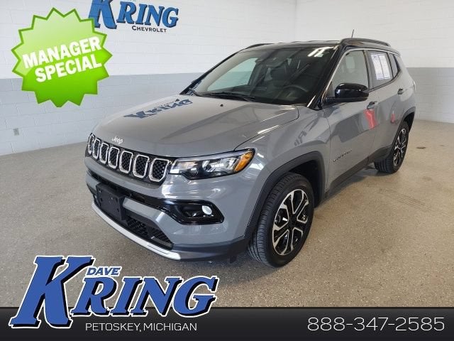 2024 Jeep Compass Limited 4x4 in Gray — front three-quarter view
